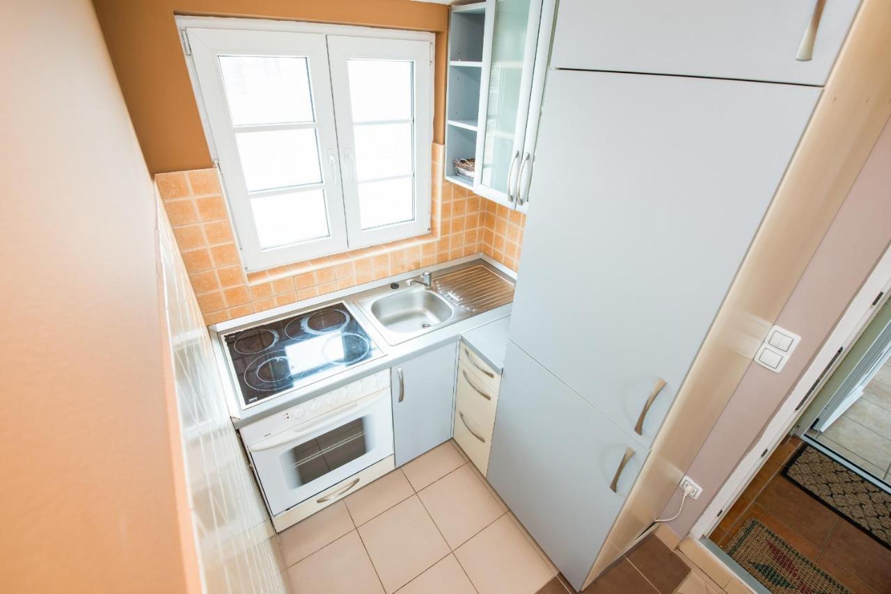 Apartments Mahnet Vir Bilik gambar