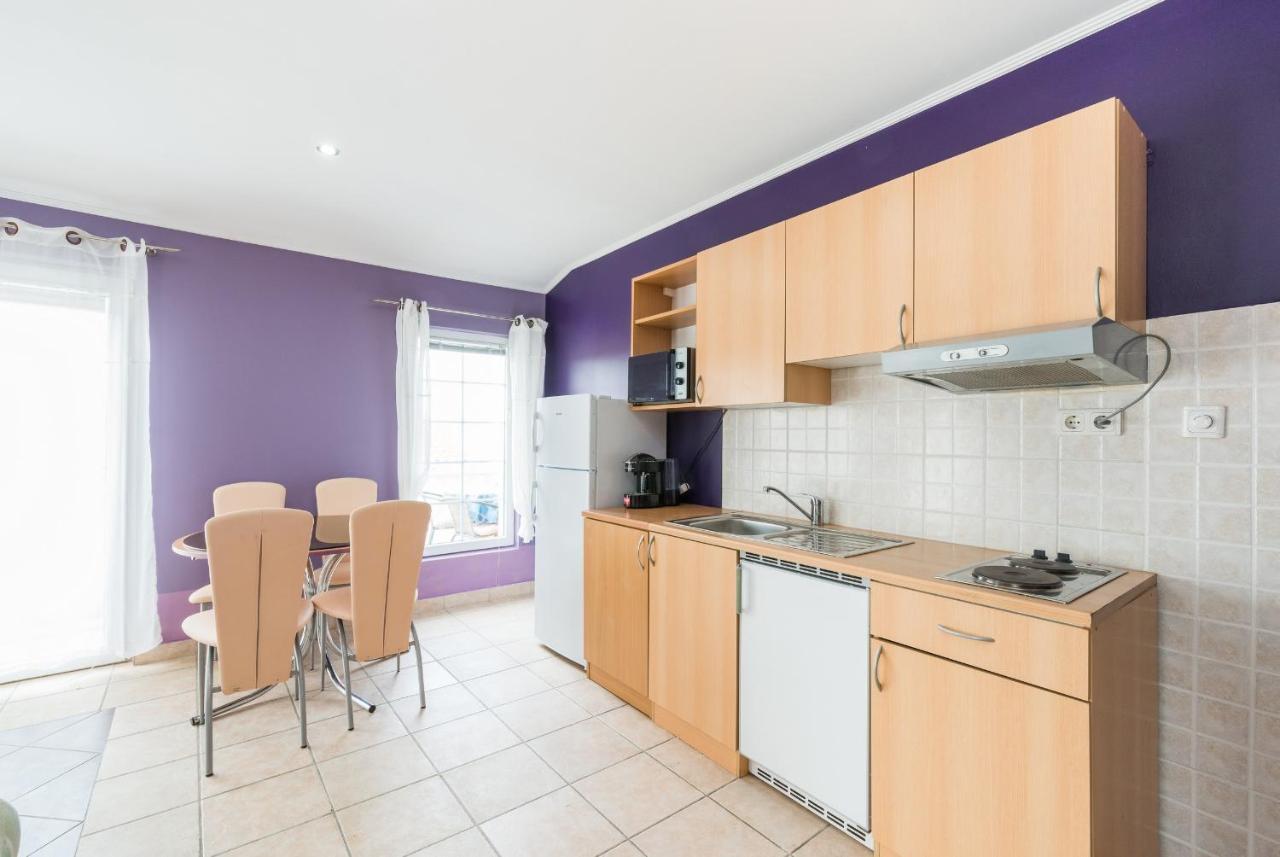 Apartments Mahnet Vir Bilik gambar