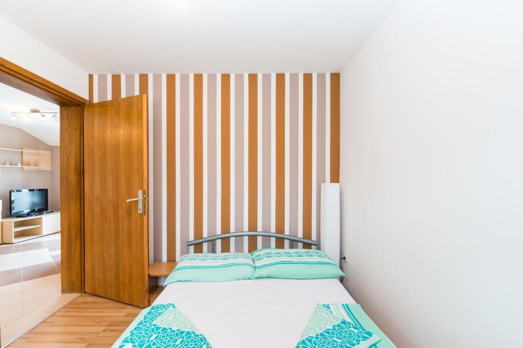 Apartments Mahnet Vir Bilik gambar